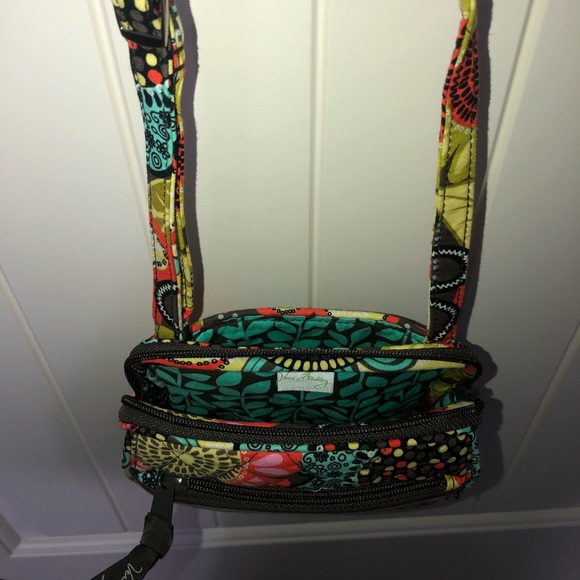 Vera Bradley Crossbody - Picture 6 of 7